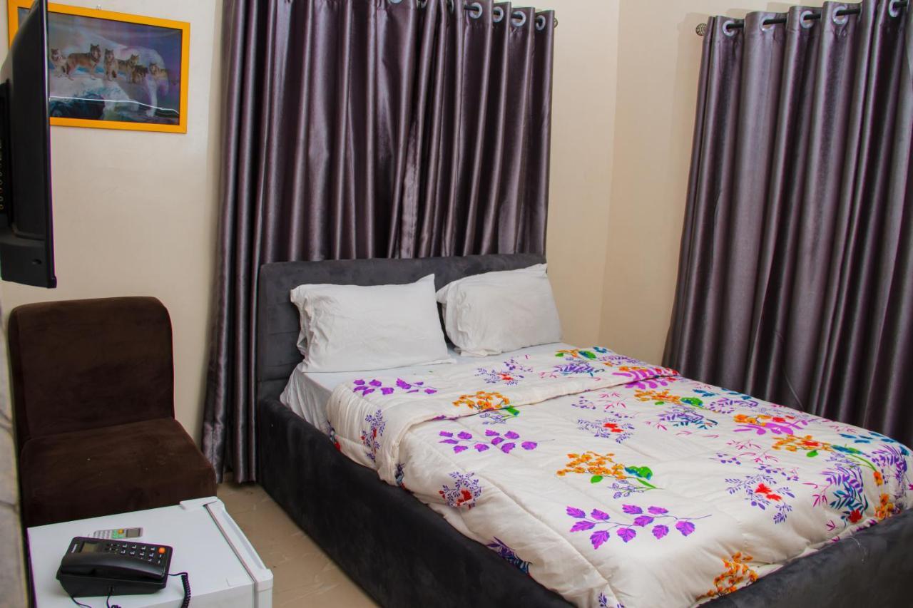 Go2Hotel45 Lagos Exterior foto